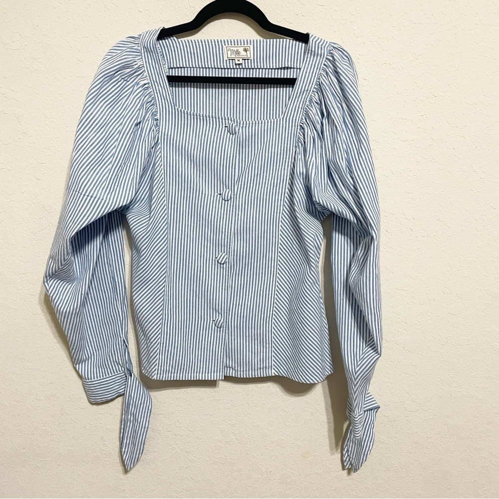 Mille Resort & Travel blue striped button top size M